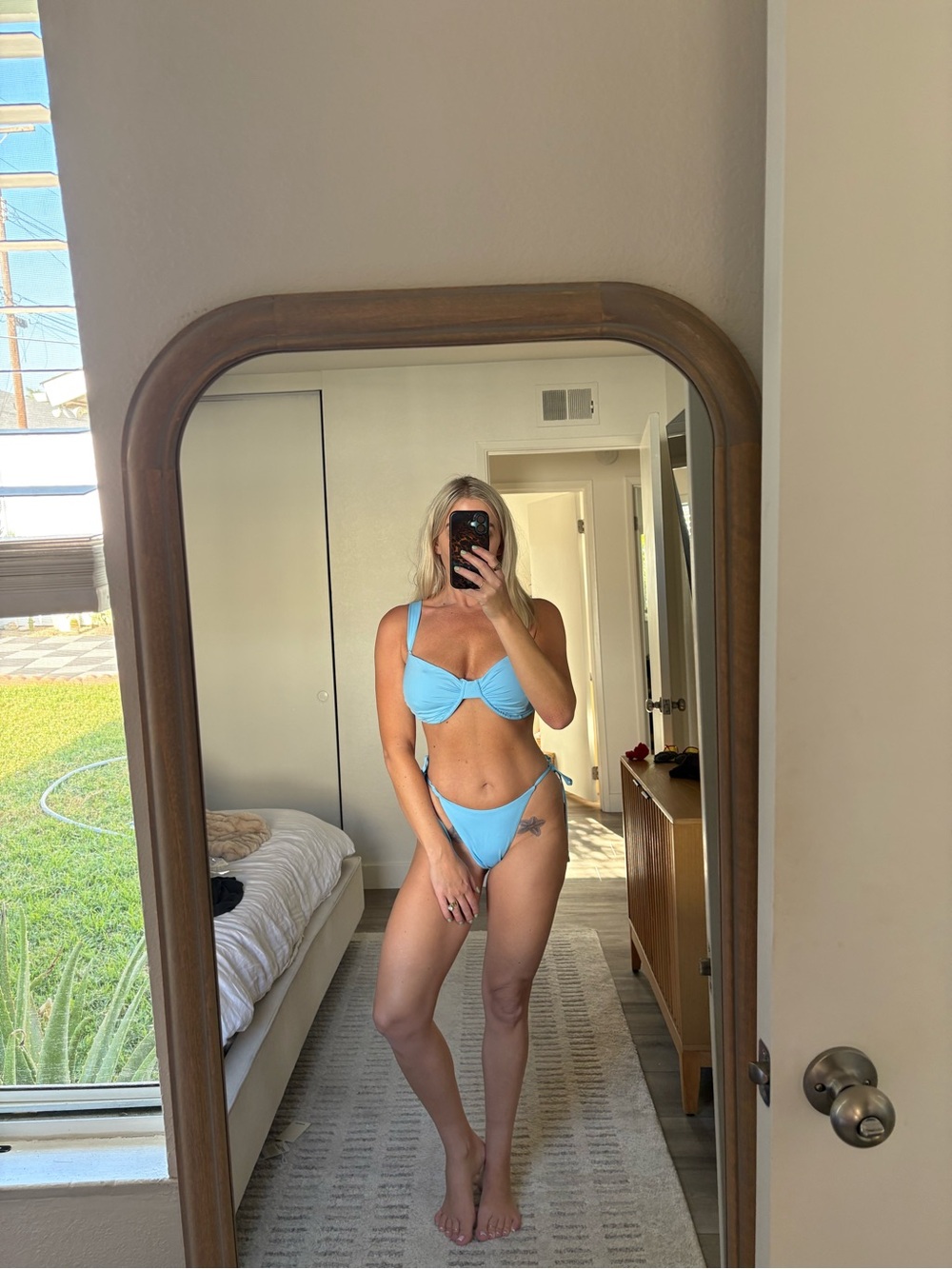 MONDAY Swimwear Palma Bottoms – Ibiza Blue – Medium – NWT – Sold Out Color